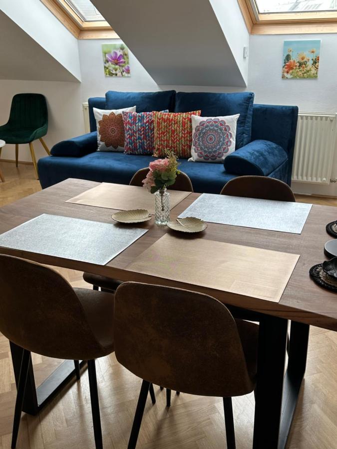 Klimatisiertes Dachgeschoss City Apartment In Zentrum Wiens Dış mekan fotoğraf