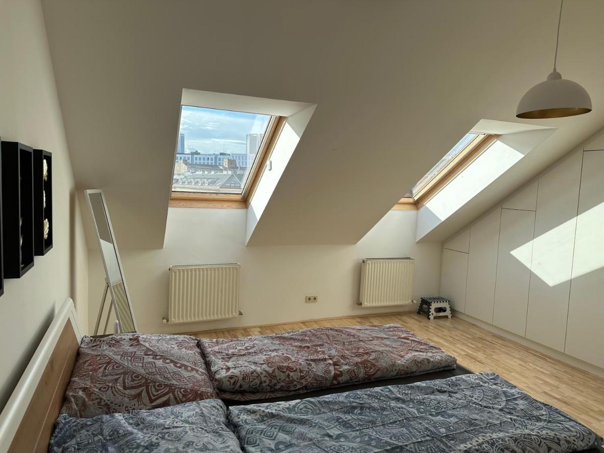 Klimatisiertes Dachgeschoss City Apartment In Zentrum Wiens Dış mekan fotoğraf